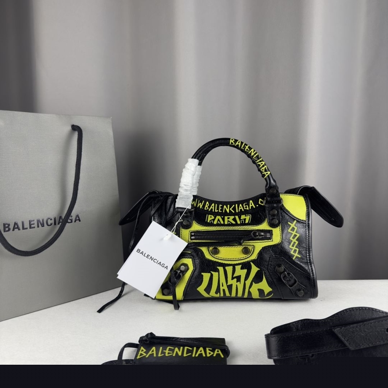 Ba*len*cia*ga top handle bags